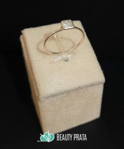 Anel Prata Estilo Solitário Zircônia Quadrada Sophi